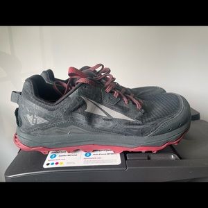 Altra Lone Peak Mens trail running Shoes